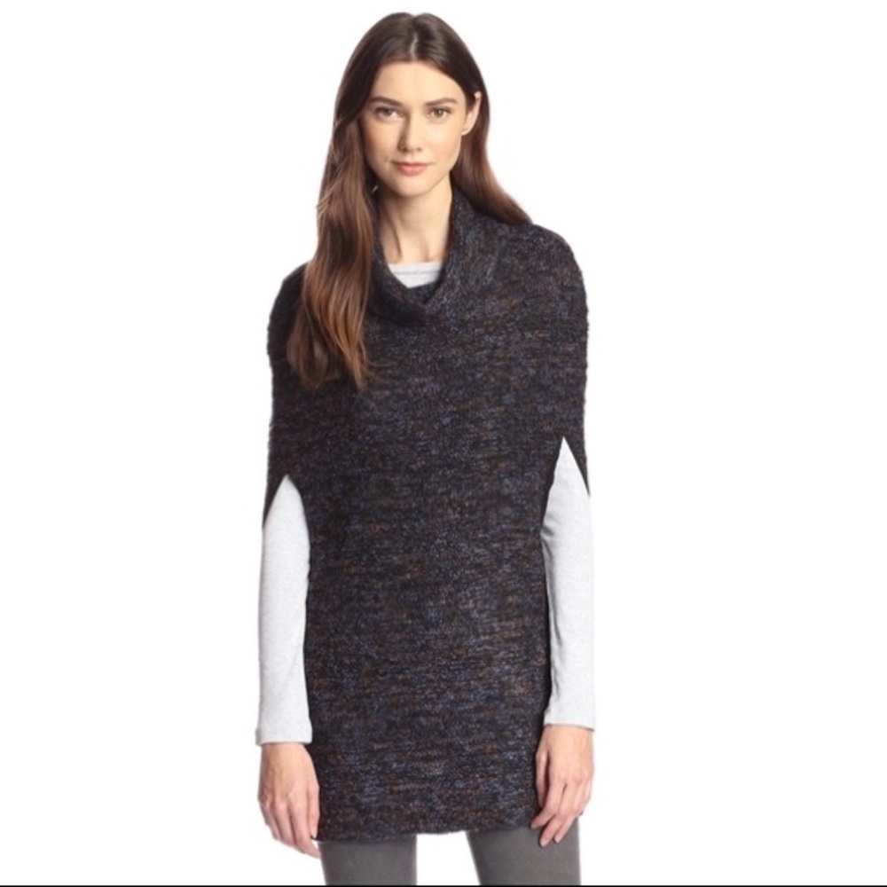 Romeo & Juliet Couture Women’s Cowl Neck Poncho